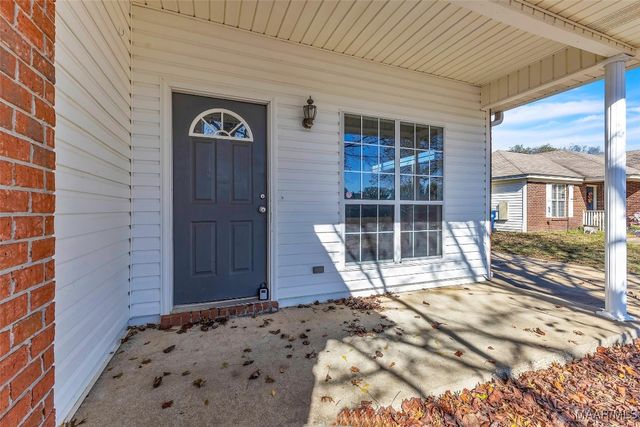 125 Cotton Lakes Boulevard, Wetumpka, AL 36092