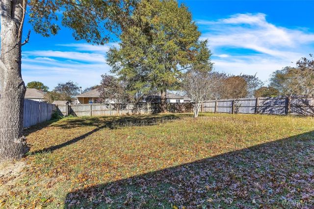 125 Cotton Lakes Boulevard, Wetumpka, AL 36092