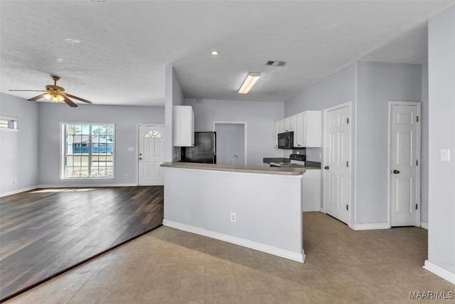 125 Cotton Lakes Boulevard, Wetumpka, AL 36092