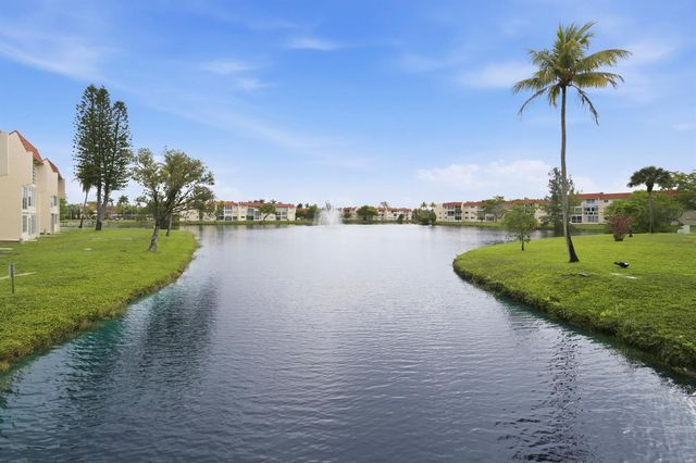 2900 Sunrise Lakes Drive W 201, Sunrise, FL 33322
