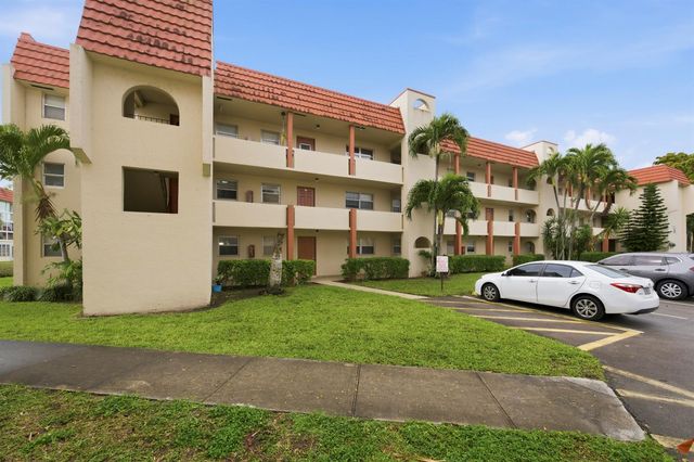 2900 Sunrise Lakes Drive W 201, Sunrise, FL 33322