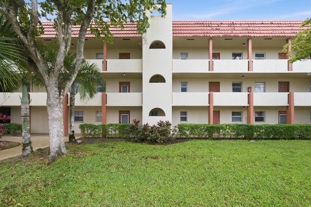 2900 Sunrise Lakes Drive W 201, Sunrise, FL 33322