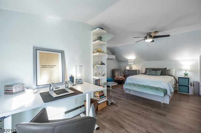 18 Barker Ave, Hawthorne Boro, NJ 07506