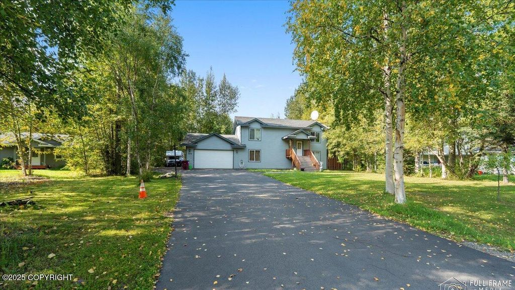 700 S Wildrose Circle, Palmer, AK 99645