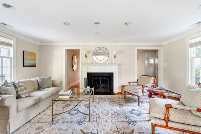 14 Hampden Terrace, Newton, MA 02459