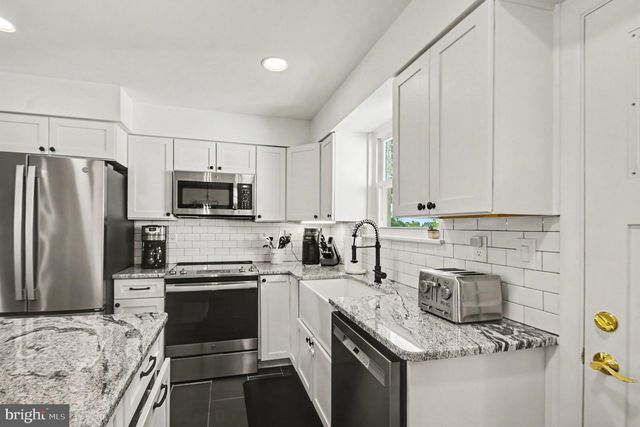 613 LISA RD, Norristown, PA 19401