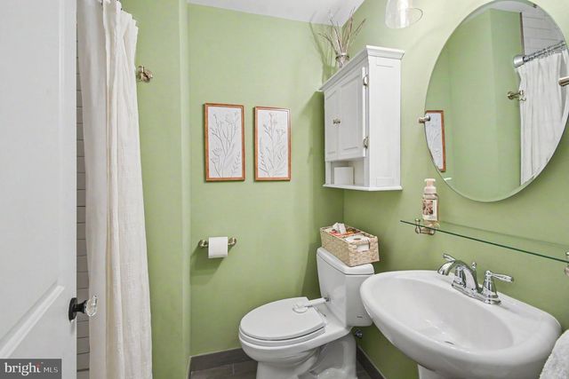 613 LISA RD, Norristown, PA 19401