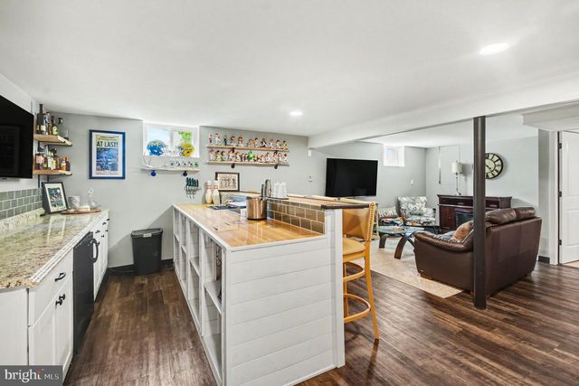 613 LISA RD, Norristown, PA 19401