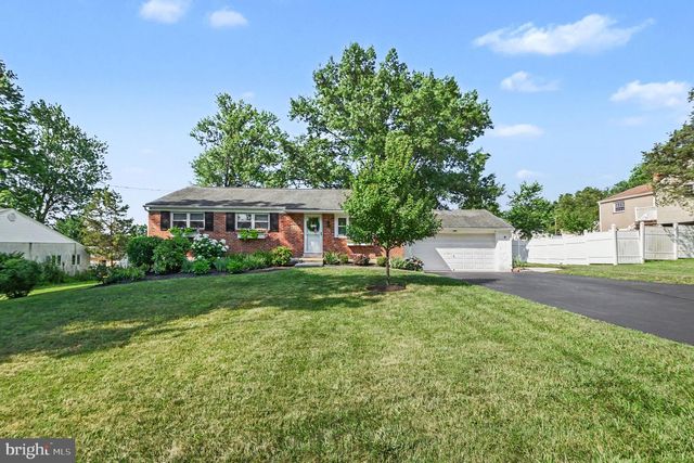 613 LISA RD, Norristown, PA 19401