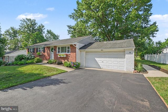 613 LISA RD, Norristown, PA 19401