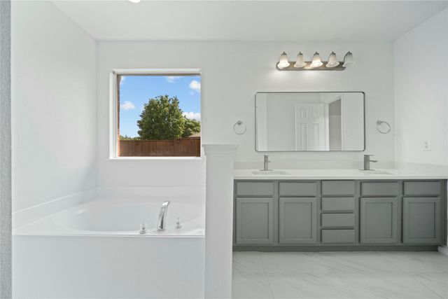 2130 Harvester Drive, Rockwall, TX 75032