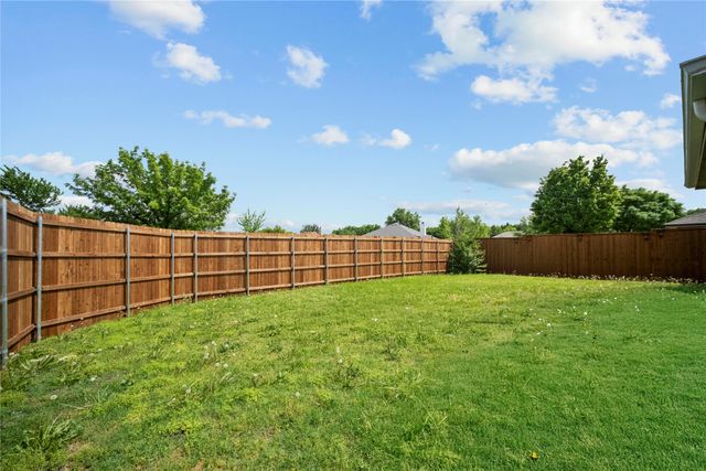 2130 Harvester Drive, Rockwall, TX 75032