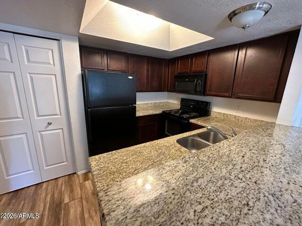 1720 E THUNDERBIRD Road 2076, Phoenix, AZ 85022