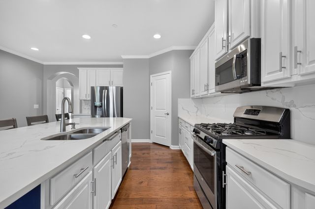640 Streamside Ln, Franklin, TN 37064