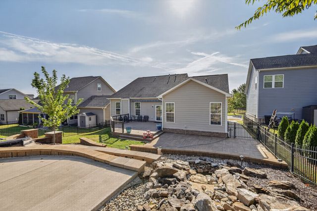 640 Streamside Ln, Franklin, TN 37064