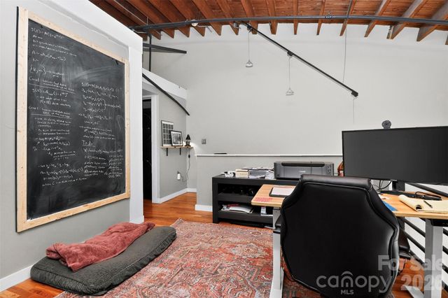 3604 Artists Way, Charlotte, NC 28205