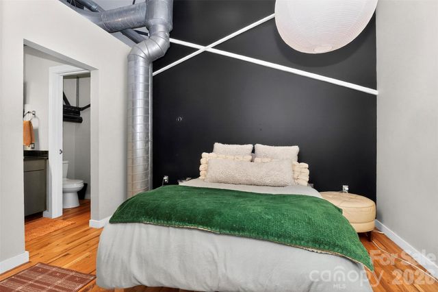 3604 Artists Way, Charlotte, NC 28205