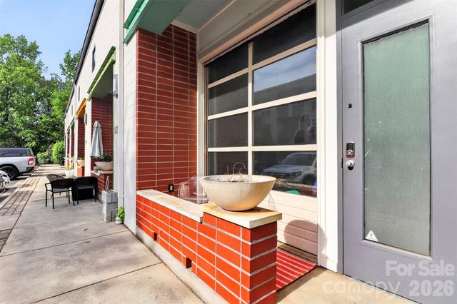 3604 Artists Way, Charlotte, NC 28205