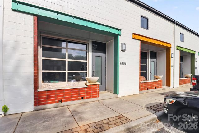 3604 Artists Way, Charlotte, NC 28205