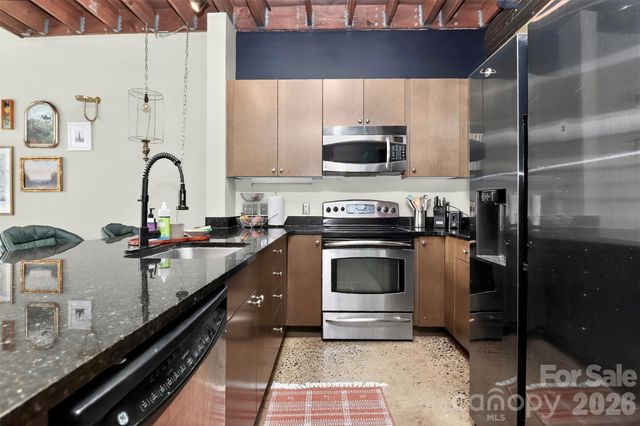 3604 Artists Way, Charlotte, NC 28205