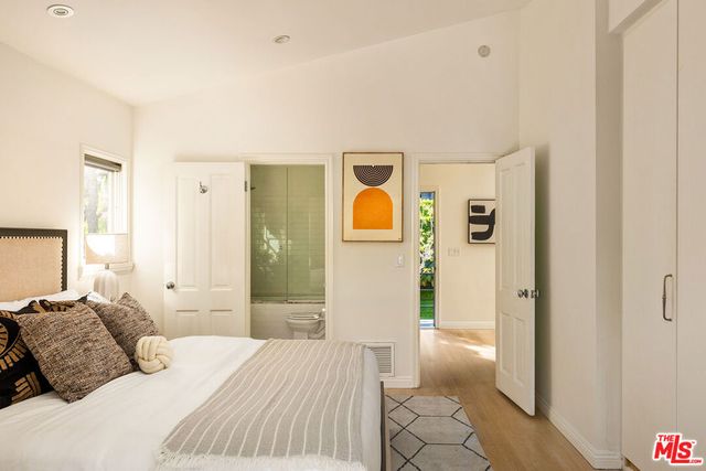 1954 Comstock Avenue, Los Angeles, CA 90025