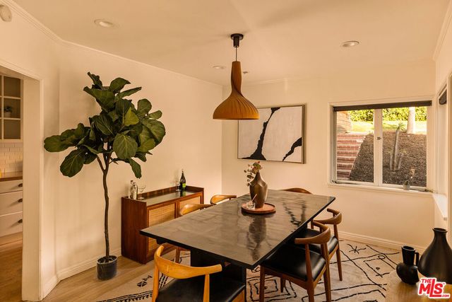 1954 Comstock Avenue, Los Angeles, CA 90025