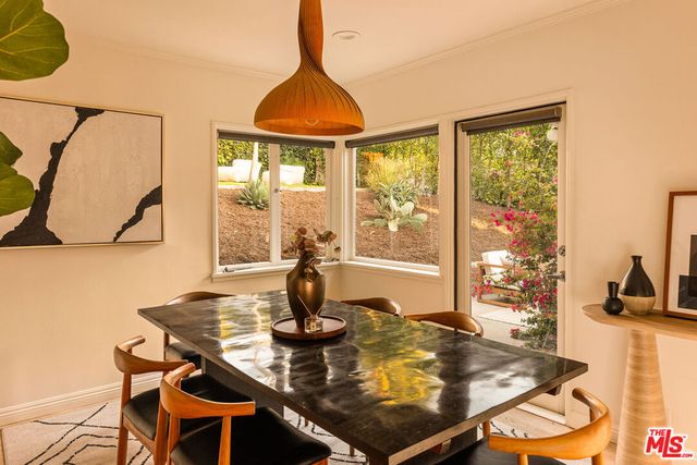 1954 Comstock Avenue, Los Angeles, CA 90025