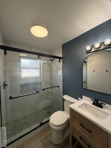 646 Cleveland Street, Idaho Falls, ID 83401