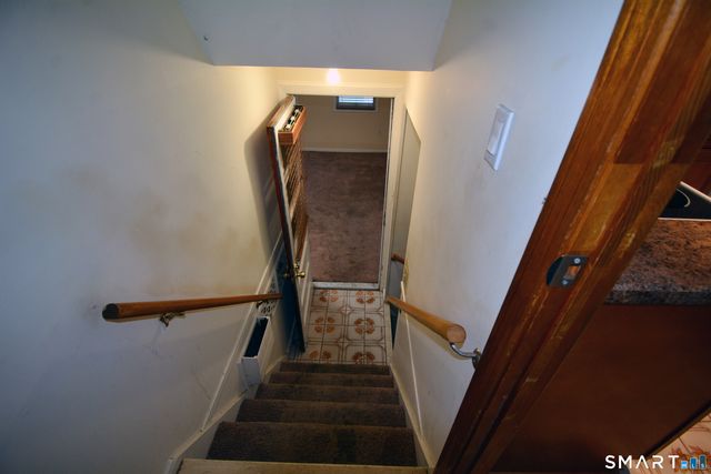 45 Dennis Circle, Hamden, CT 06514