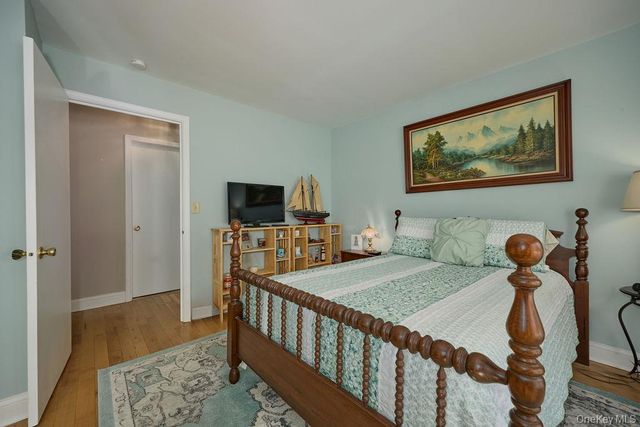 1 Huntington Circle, Peekskill, NY 10566