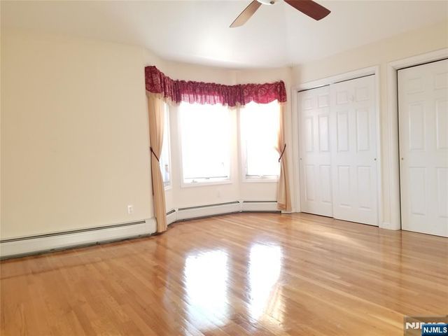 393 Washington Avenue B, Cliffside Park, NJ 07010