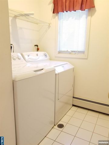 393 Washington Avenue B, Cliffside Park, NJ 07010