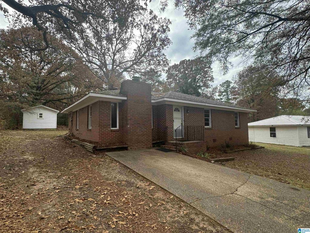1311 FULTON DRIVE, Bessemer, AL 35020