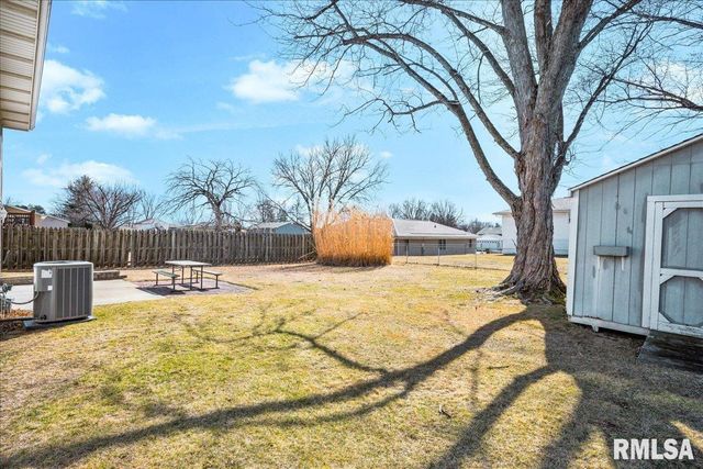 3632 W BENNINGTON Court, Peoria, IL 61615