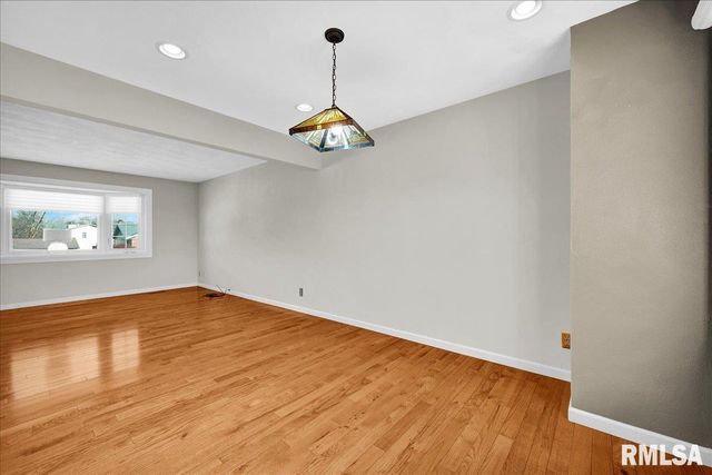 3632 W BENNINGTON Court, Peoria, IL 61615