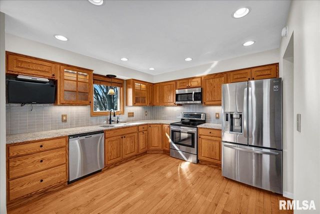 3632 W BENNINGTON Court, Peoria, IL 61615