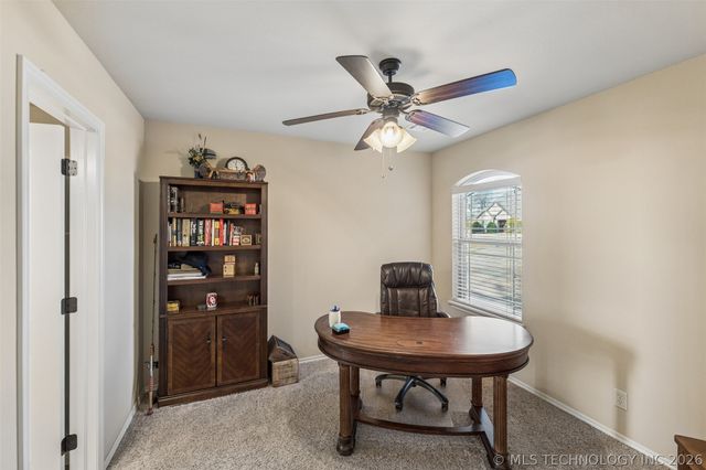 22013 Countryside Drive, Claremore, OK 74019