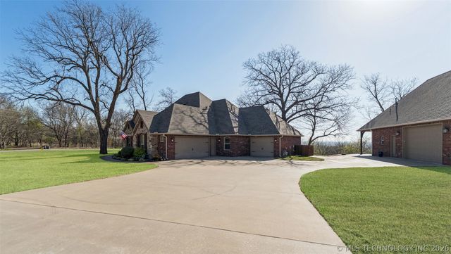 22013 Countryside Drive, Claremore, OK 74019