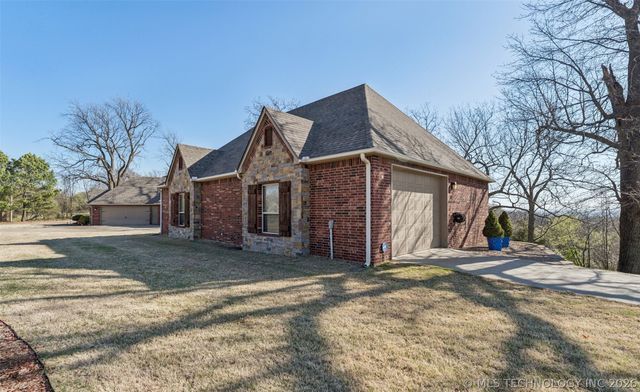 22013 Countryside Drive, Claremore, OK 74019