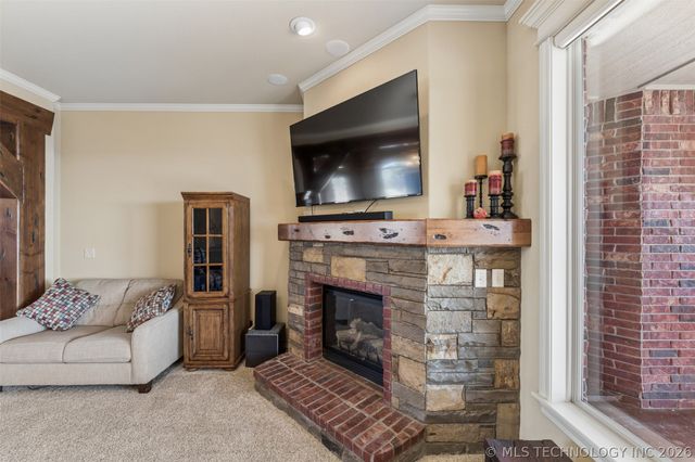 22013 Countryside Drive, Claremore, OK 74019