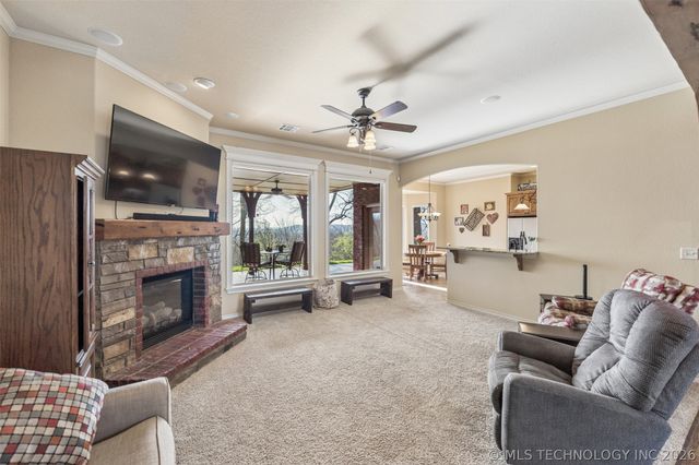 22013 Countryside Drive, Claremore, OK 74019