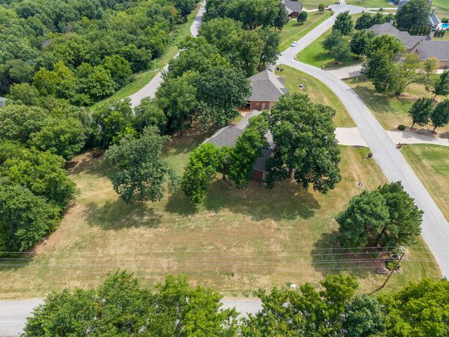 22013 Countryside Drive, Claremore, OK 74019