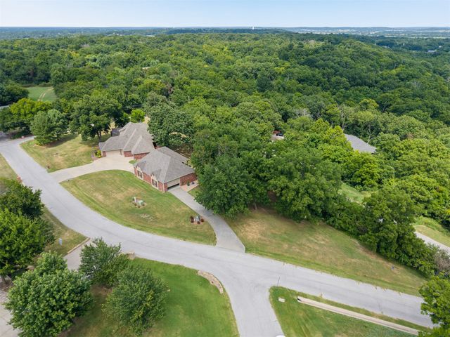 22013 Countryside Drive, Claremore, OK 74019