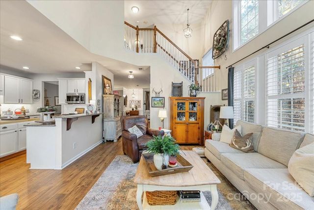 718 Deerbrook Lane, Tega Cay, SC 29708