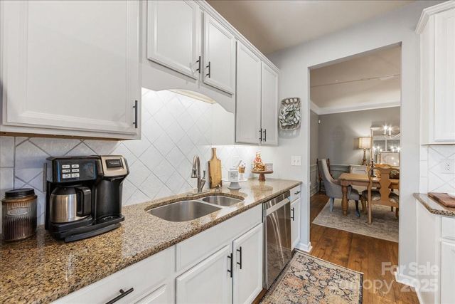 718 Deerbrook Lane, Tega Cay, SC 29708