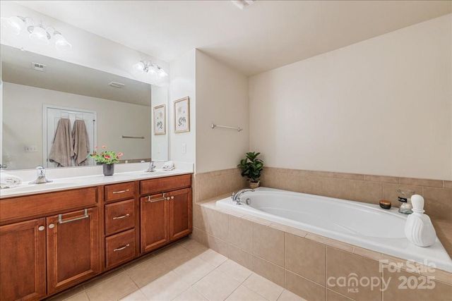 718 Deerbrook Lane, Tega Cay, SC 29708