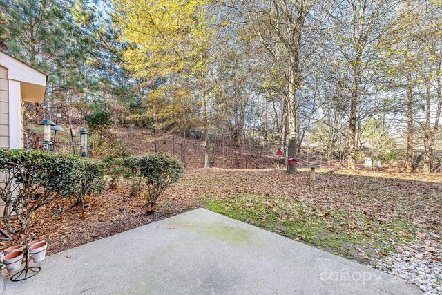 718 Deerbrook Lane, Tega Cay, SC 29708