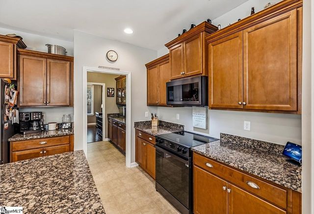 235 Castleton Circle, Boiling Springs, SC 29316