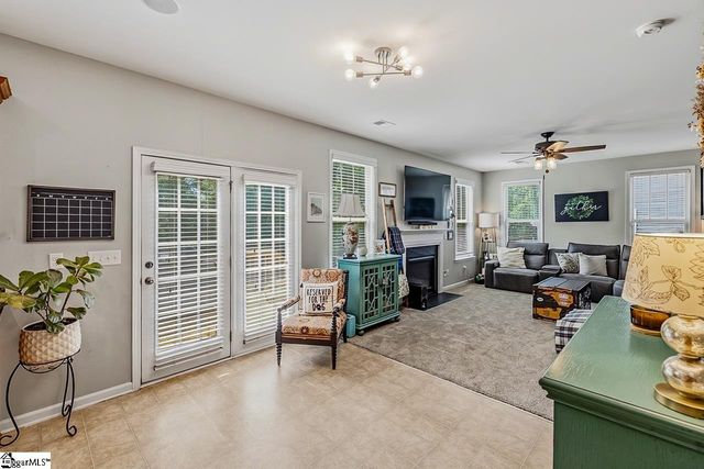 235 Castleton Circle, Boiling Springs, SC 29316