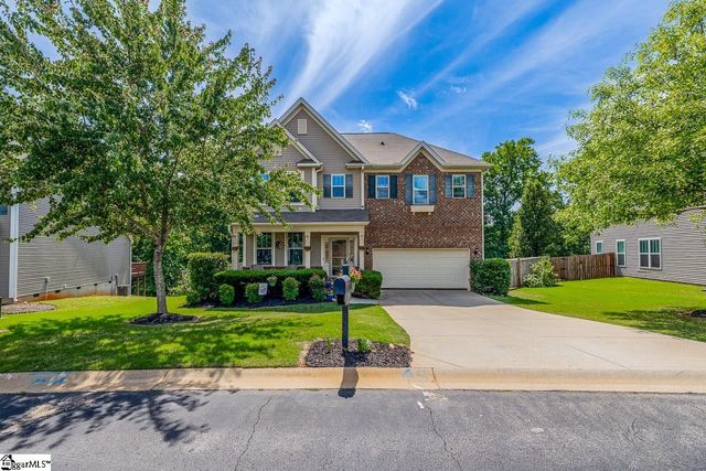 235 Castleton Circle, Boiling Springs, SC 29316